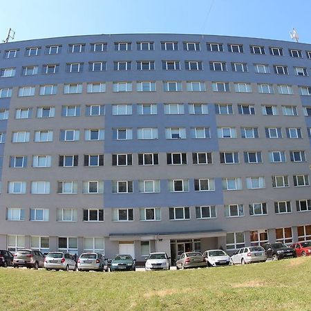 城市大楼旅舍 Šaca 外观 照片